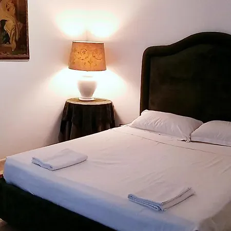 Apartment Foro Romano Luxury 2